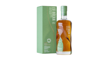 221011 - Cu Bocan - Creation 5 - Bottle and Box Hero - transparent.png